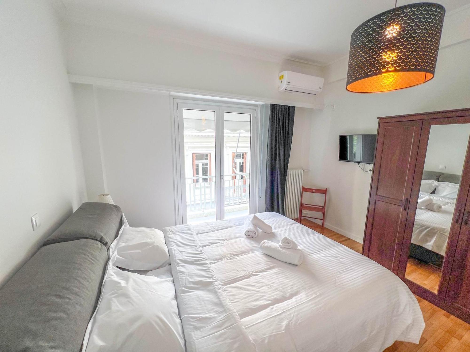 Family Two Bedroom Apartment Benaki Athen Exterior foto
